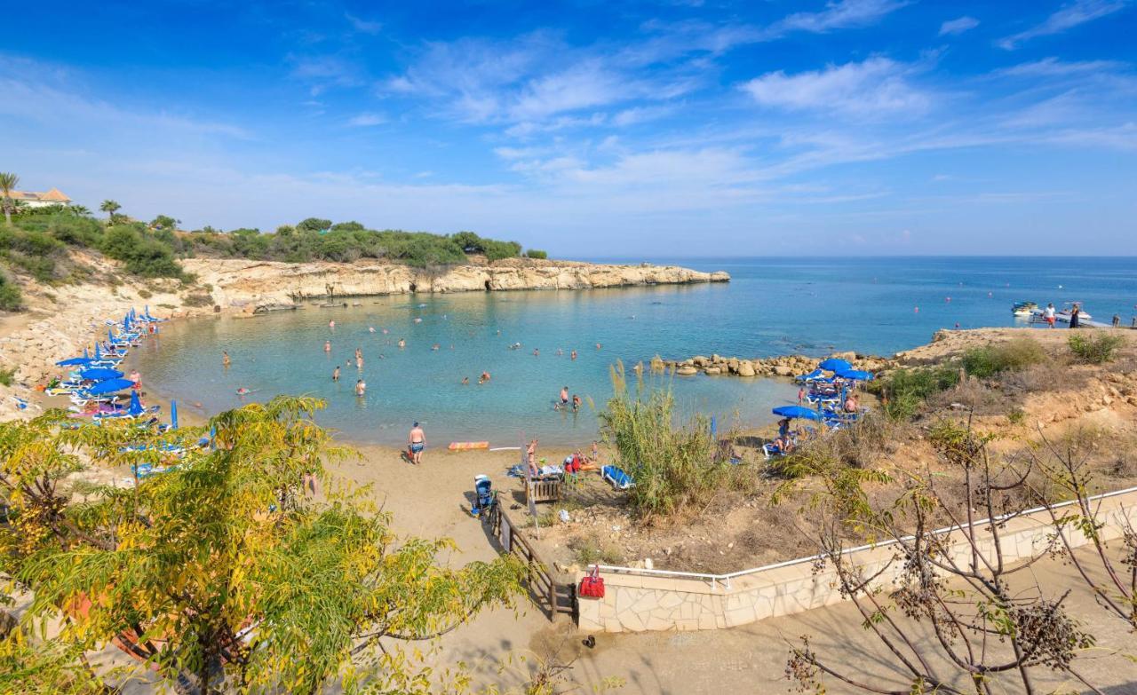 Blue Water Bay Villas Паралімні Екстер'єр фото