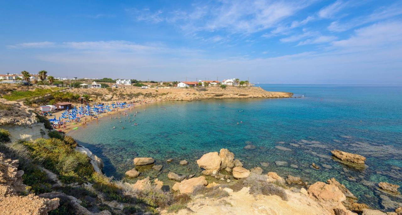 Blue Water Bay Villas Паралімні Екстер'єр фото